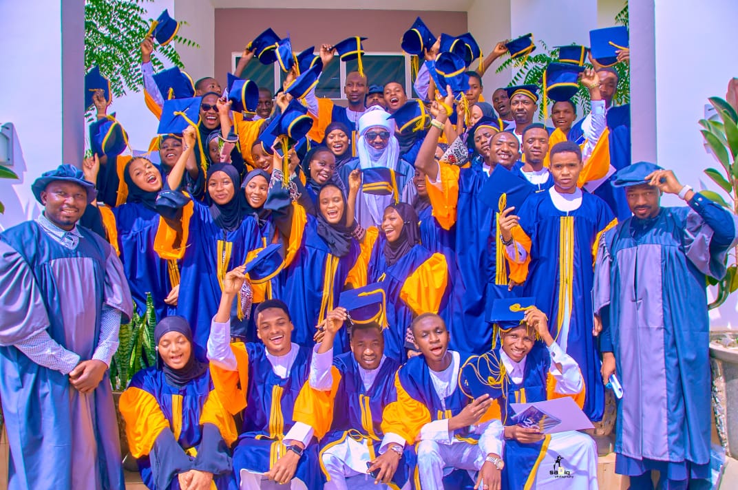 Graduating Student 2025 Set